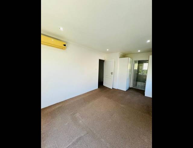 3 BEDROOM TOWNHOUSE FOR SALE IN SHERWOOD